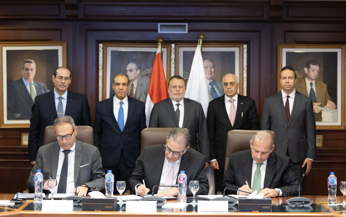 البنك المركزي والبنك الاهلي