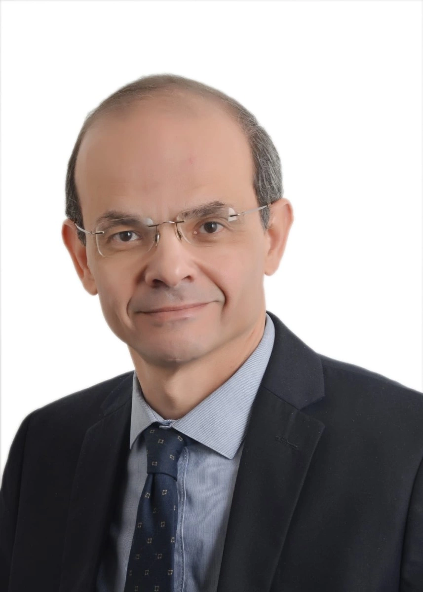 الدكتور شريف حازم مستشار الوزير للشئون الهندسية