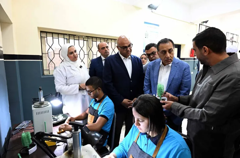 جولة رئيس الوزراء