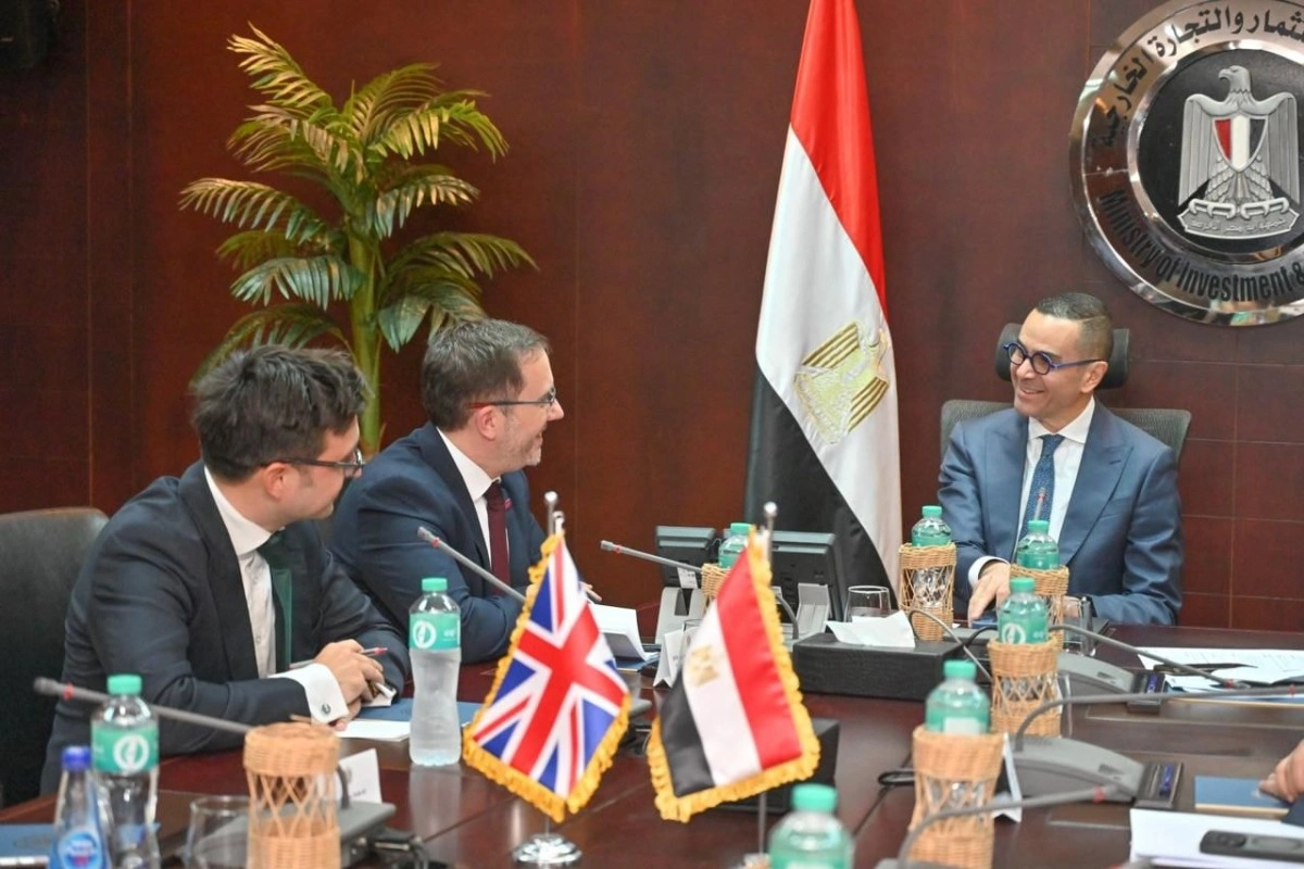 حسن الخطيب، وزير الاستثمار والتجارة الخارجية، مع مارك برايسون ريتشاردسون