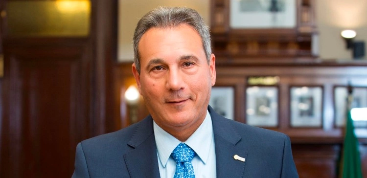 محمد الأتربي الرئيس التنفيذي للبنك الأهلي المصري2