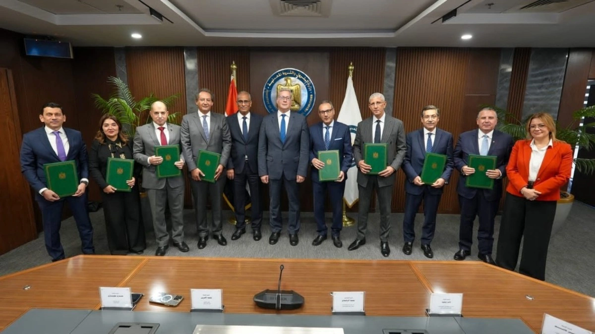 تحالف مصرفي من 7 بنوك