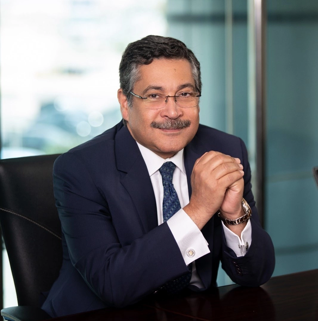 حسن غانم، الرئيس التنفيذي العضو المنتدب لبنك التعمير والإسكان