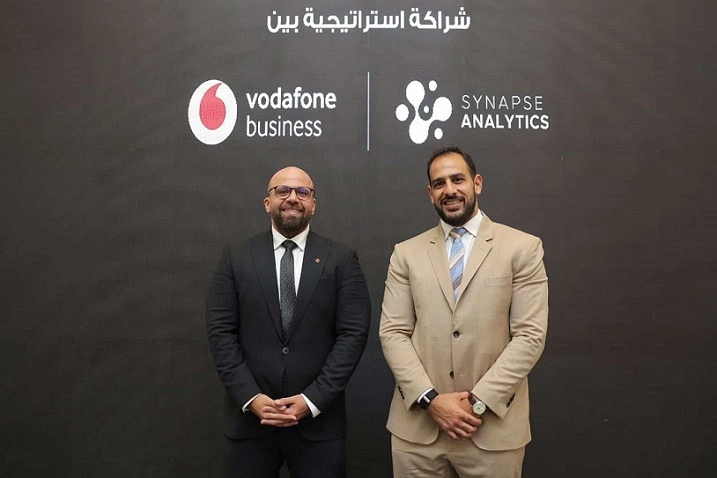 خلال توقيع اتفاق الشراكة