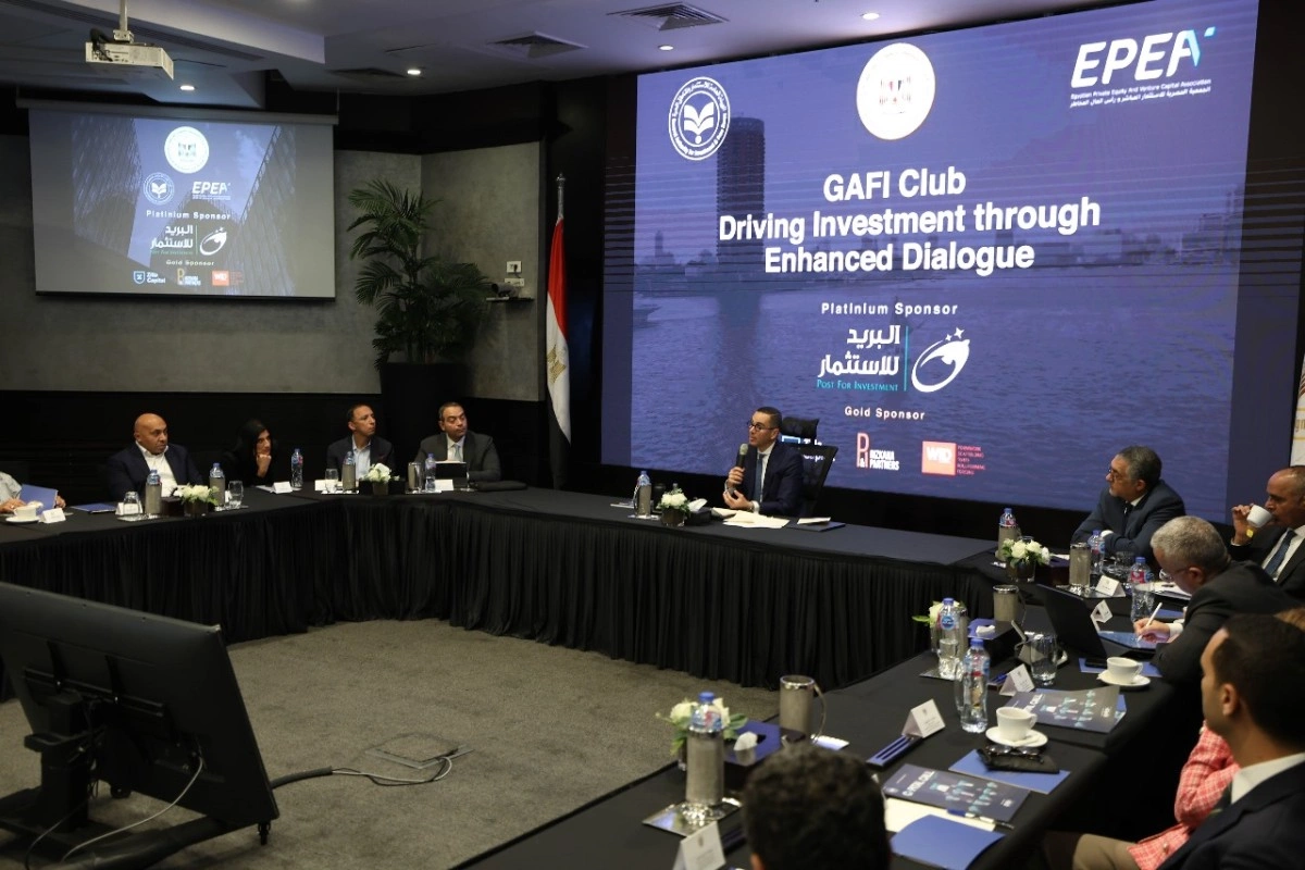 وزير الاستثمار خلال لقاء الاستثمار في فرص التصدير المصرية