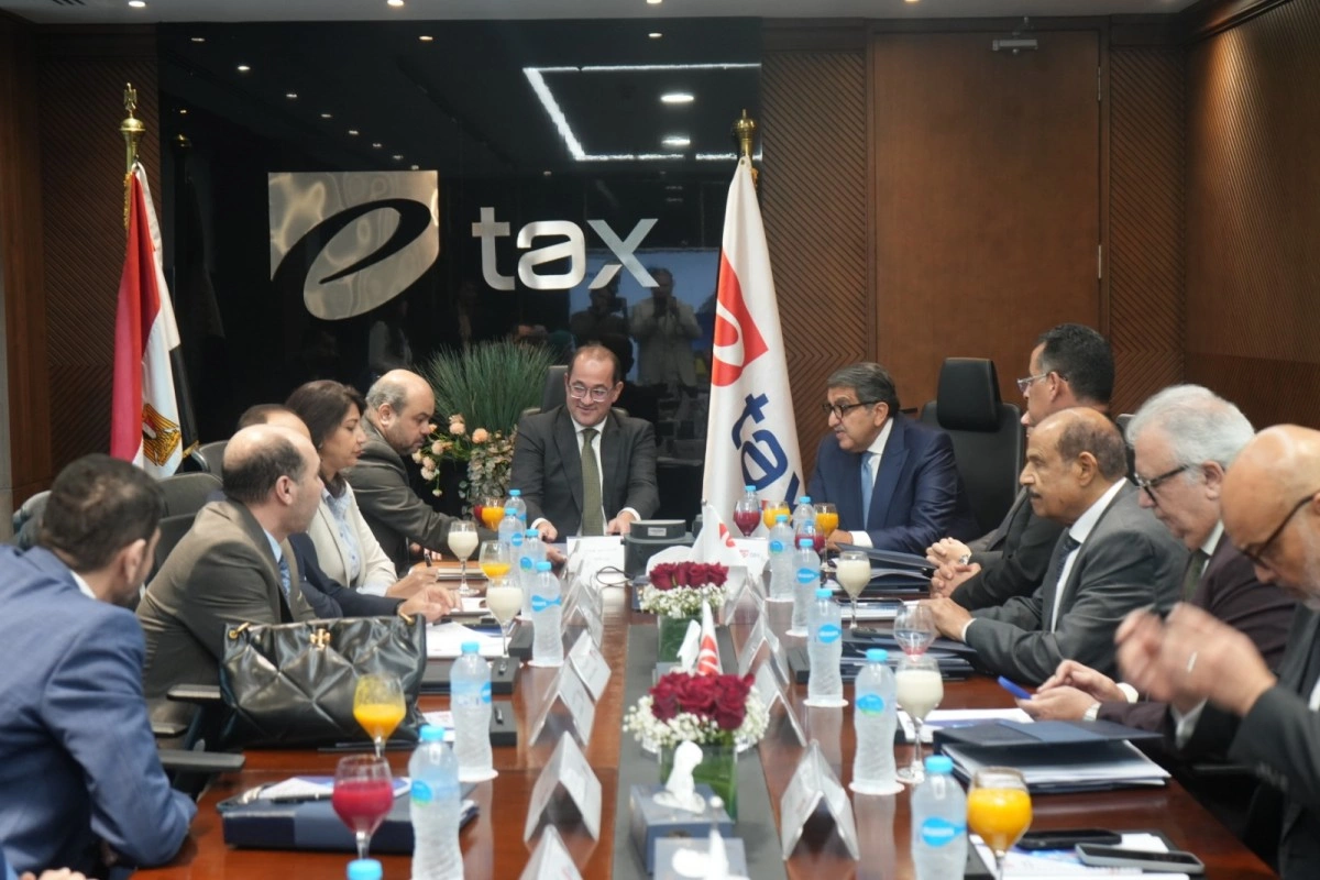 وزير المالية.. خلال رئاسته لمجلس إدارة «إي تاكس3