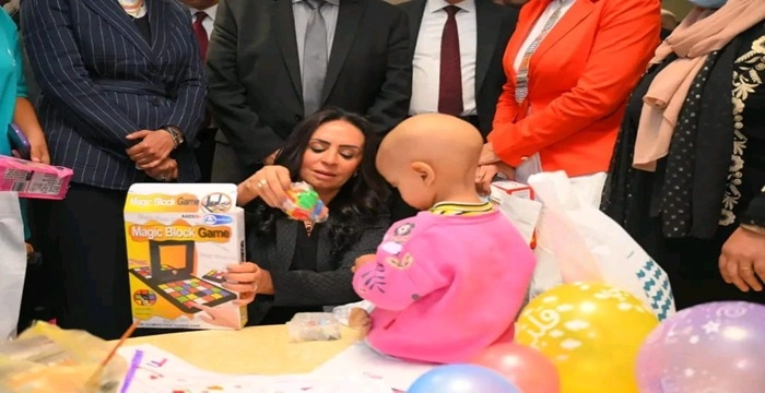 وزيرة التضامن فى مسشتفى الاورمان