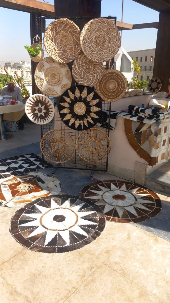 التضامن تنظم معرضًا للحرف اليدوية