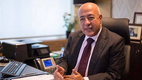 يحيي أبو الفتوح، نائب الرئيس التنفيذي للبنك الأهلي المصري