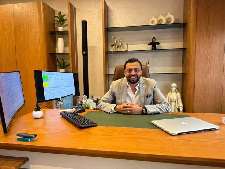 الخبير الاقتصادي جون لوكا