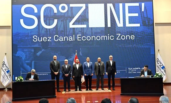 توقع اتفاقيات إنشاء مشروعين طاقة شمسية