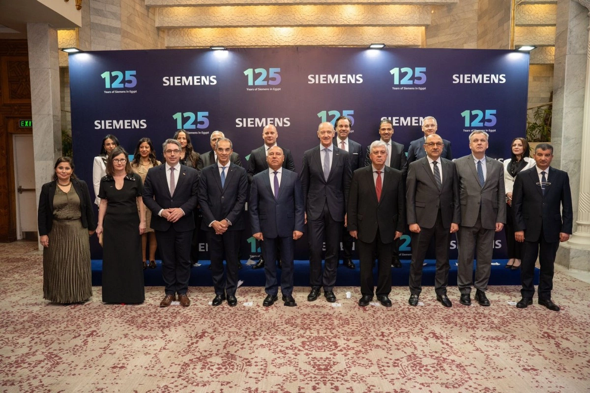 سيمنس تحتفل بمرور 125 عامًا من الشراكة