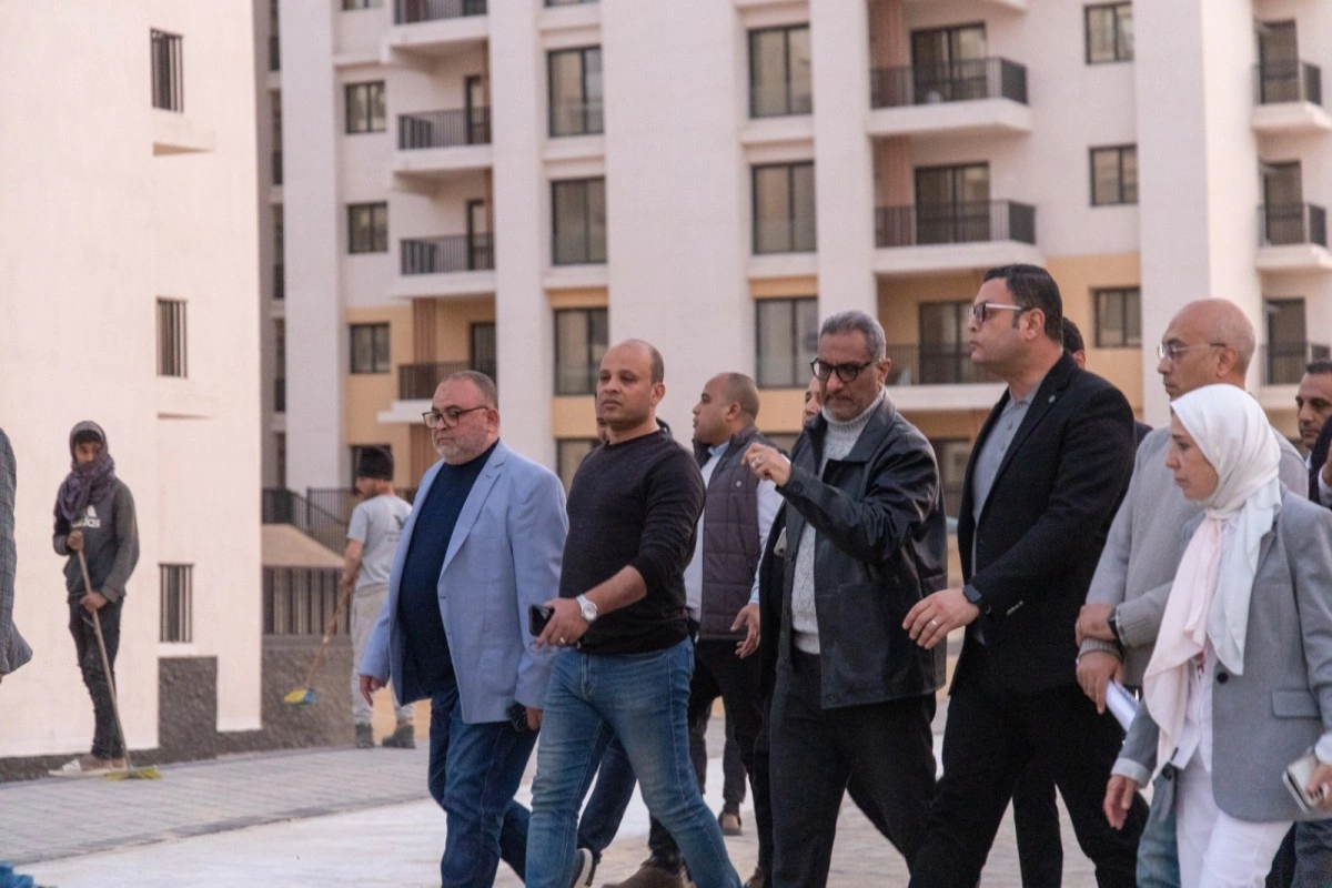 وزير الاسكان يتفقد مشروع Bliss Gate