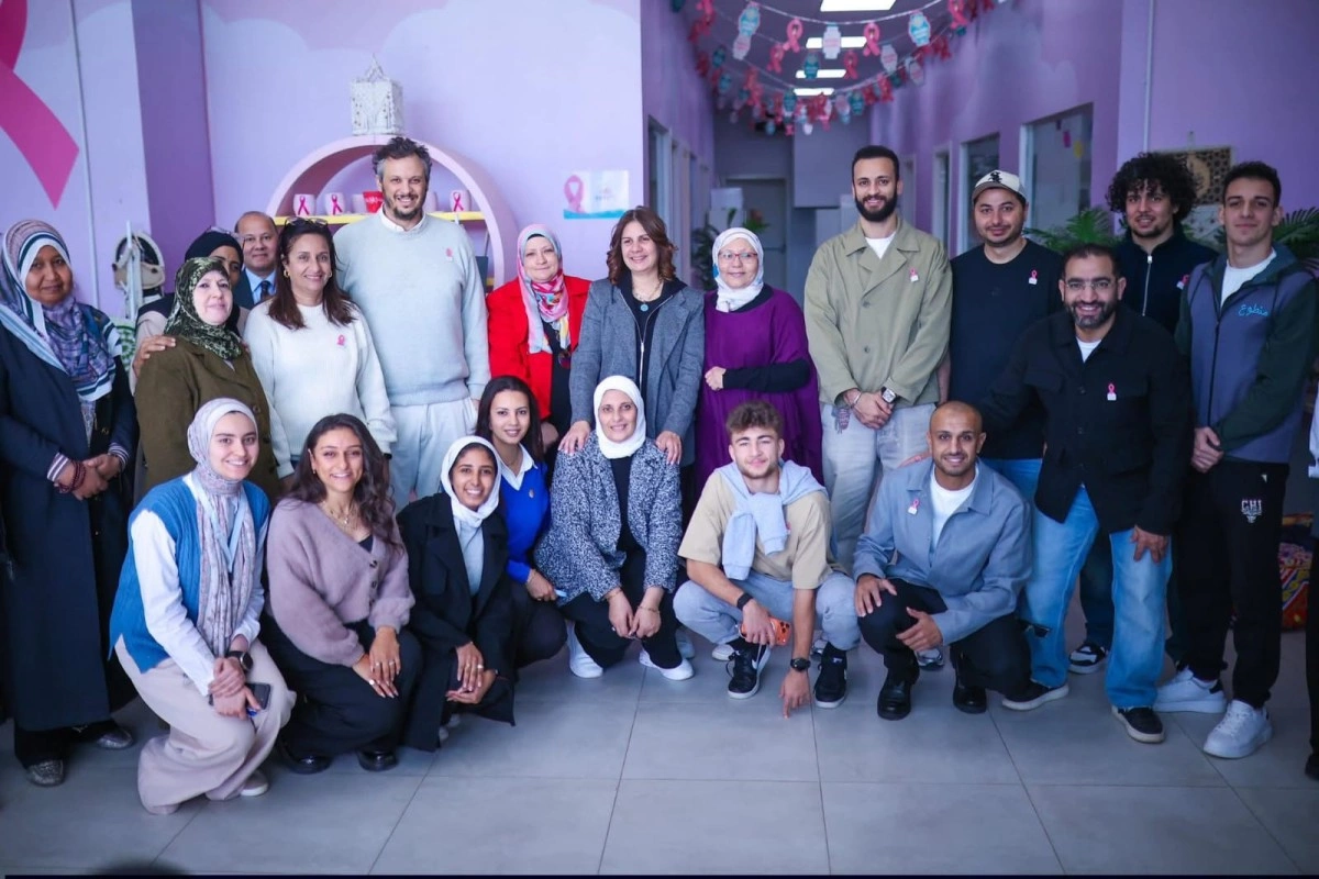 زيارة نادي بيراميدز لمستشفى بهية