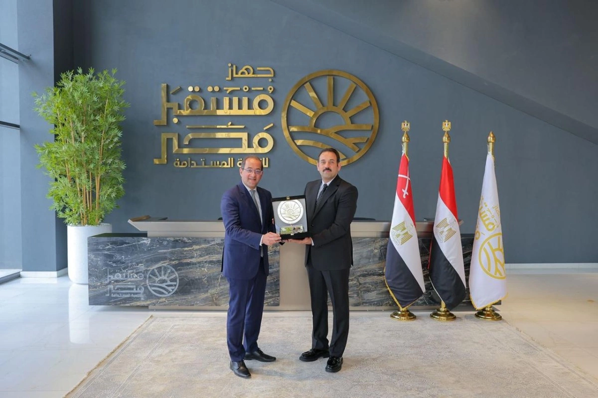 وزير المالية.. فى لقائه بمدير جهاز مستقبل مصر